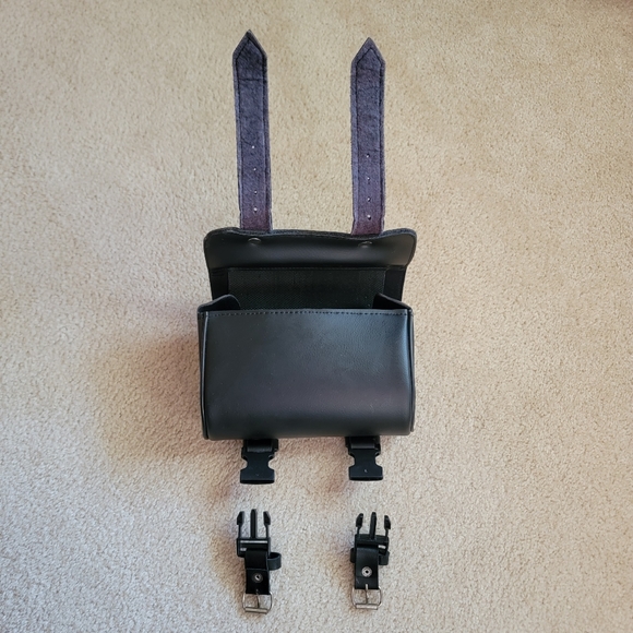 RARE Vintage Genuine Leather Silver Studded Motorcylce Quick Release Storage Bag - Picture 9 of 17